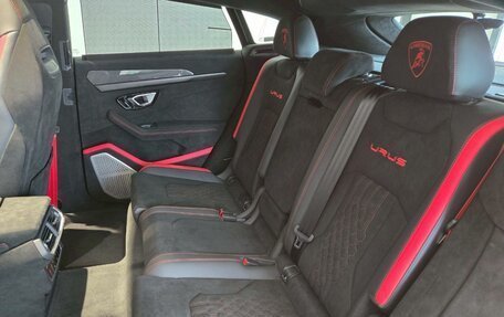 Lamborghini Urus I, 2025 год, 31 900 000 рублей, 28 фотография