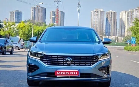 Volkswagen Passat B8 рестайлинг, 2022 год, 2 100 000 рублей, 2 фотография