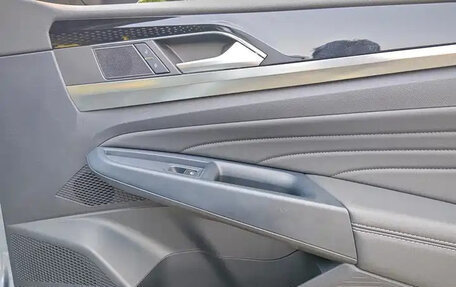 Volkswagen Passat B8 рестайлинг, 2022 год, 2 100 000 рублей, 13 фотография