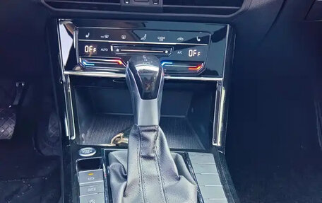 Volkswagen Passat B8 рестайлинг, 2022 год, 2 100 000 рублей, 15 фотография