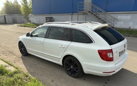 Skoda Superb III рестайлинг, 2012 год, 990 000 рублей, 10 фотография