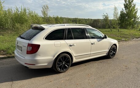 Skoda Superb III рестайлинг, 2012 год, 990 000 рублей, 9 фотография