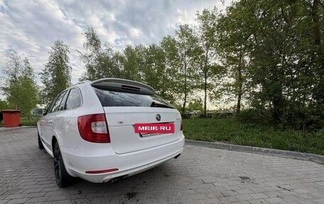 Skoda Superb III рестайлинг, 2012 год, 990 000 рублей, 6 фотография