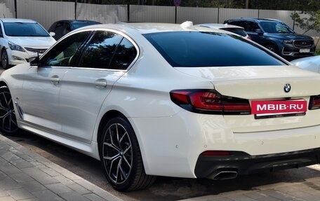 BMW 5 серия, 2022 год, 5 200 000 рублей, 2 фотография
