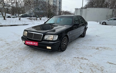 Mercedes-Benz S-Класс, 1998 год, 1 600 000 рублей, 3 фотография