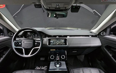 Land Rover Range Rover Evoque II, 2021 год, 4 550 000 рублей, 6 фотография