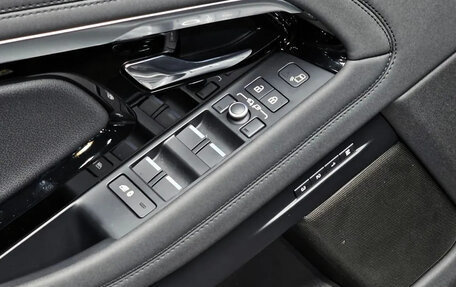 Land Rover Range Rover Evoque II, 2021 год, 4 550 000 рублей, 11 фотография