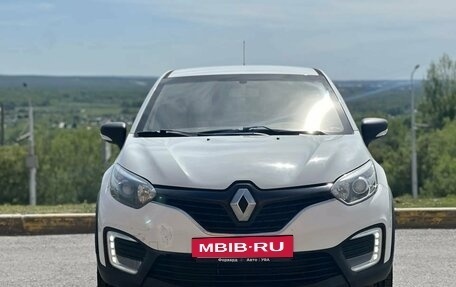 Renault Kaptur I рестайлинг, 2018 год, 945 000 рублей, 2 фотография
