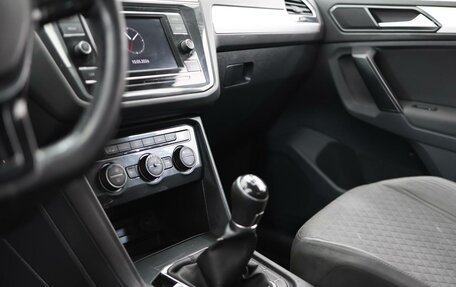 Volkswagen Tiguan II, 2017 год, 1 499 000 рублей, 12 фотография
