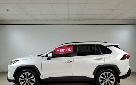 Toyota RAV4, 2020 год, 3 190 000 рублей, 8 фотография