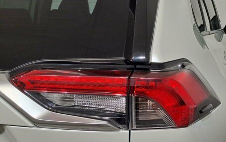 Toyota RAV4, 2020 год, 3 190 000 рублей, 23 фотография