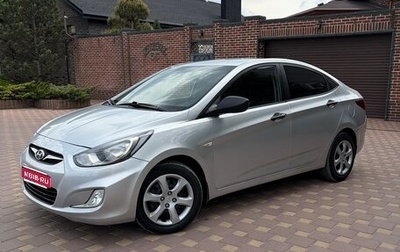 Hyundai Solaris II рестайлинг, 2011 год, 610 000 рублей, 1 фотография