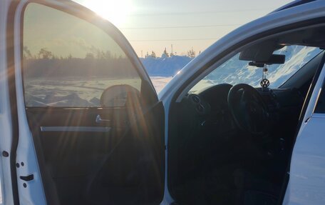 Volkswagen Tiguan I, 2015 год, 1 899 999 рублей, 4 фотография