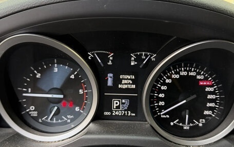 Toyota Land Cruiser 200, 2013 год, 3 400 000 рублей, 6 фотография