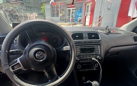 Volkswagen Polo VI (EU Market), 2013 год, 850 000 рублей, 10 фотография