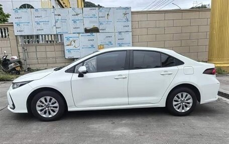 Toyota Corolla, 2023 год, 1 040 000 рублей, 3 фотография