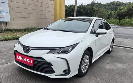 Toyota Corolla, 2023 год, 1 040 000 рублей, 2 фотография