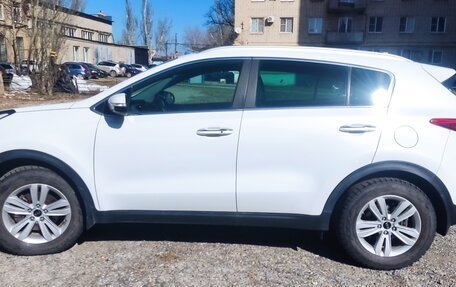 KIA Sportage IV рестайлинг, 2018 год, 2 650 000 рублей, 3 фотография
