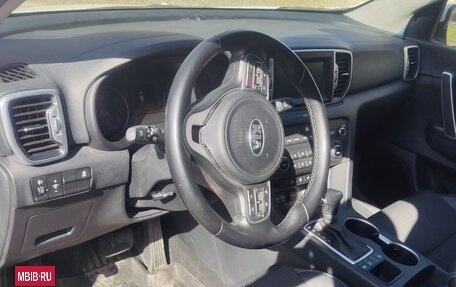 KIA Sportage IV рестайлинг, 2018 год, 2 650 000 рублей, 9 фотография
