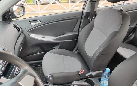 Hyundai Solaris II рестайлинг, 2014 год, 895 000 рублей, 9 фотография
