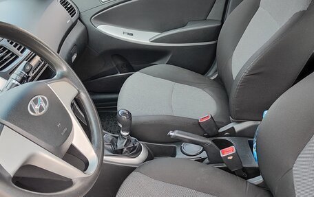 Hyundai Solaris II рестайлинг, 2014 год, 895 000 рублей, 8 фотография