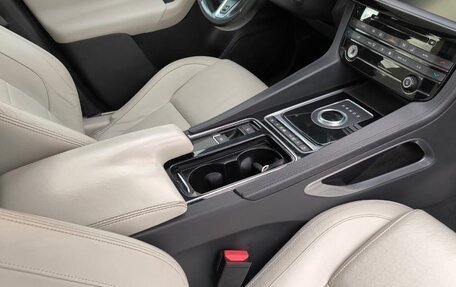 Jaguar F-Pace, 2016 год, 2 950 000 рублей, 13 фотография
