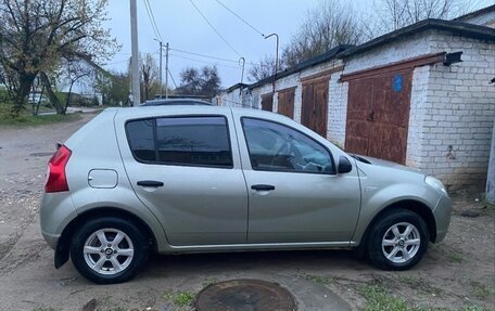 Renault Sandero I, 2012 год, 510 000 рублей, 2 фотография