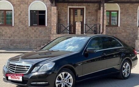 Mercedes-Benz E-Класс, 2012 год, 1 499 000 рублей, 2 фотография