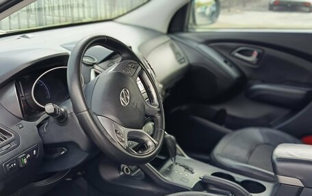 Hyundai ix35 I рестайлинг, 2010 год, 999 000 рублей, 5 фотография
