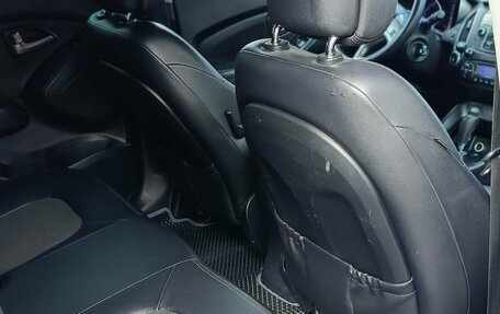 Hyundai ix35 I рестайлинг, 2010 год, 999 000 рублей, 11 фотография
