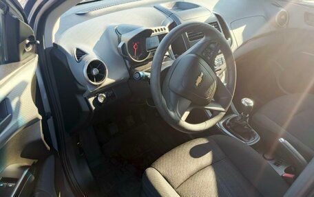 Chevrolet Aveo III, 2015 год, 825 000 рублей, 5 фотография