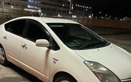 Toyota Prius, 2010 год, 490 000 рублей, 7 фотография
