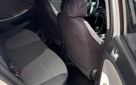 Hyundai Solaris II рестайлинг, 2011 год, 610 000 рублей, 10 фотография