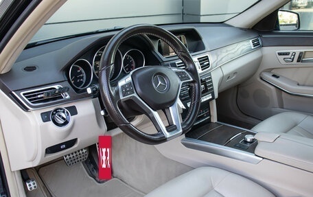 Mercedes-Benz E-Класс, 2014 год, 2 479 000 рублей, 17 фотография