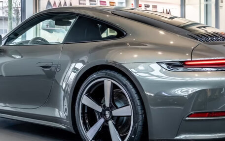 Porsche 911, 2025 год, 22 340 276 рублей, 4 фотография