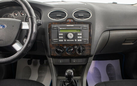 Ford Focus II рестайлинг, 2005 год, 649 000 рублей, 14 фотография