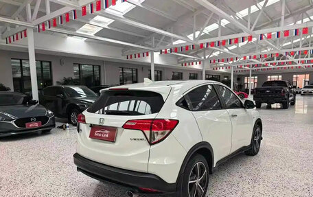 Honda Vezel, 2021 год, 1 350 001 рублей, 7 фотография