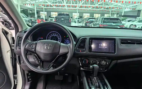 Honda Vezel, 2021 год, 1 350 001 рублей, 9 фотография