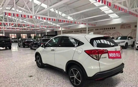 Honda Vezel, 2021 год, 1 350 001 рублей, 5 фотография