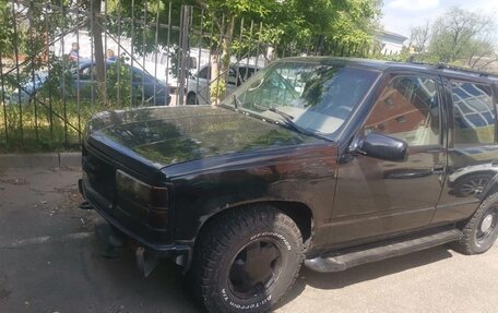 GMC Yukon III, 1995 год, 1 200 000 рублей, 1 фотография