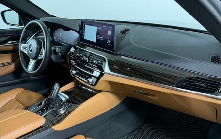 BMW 5 серия, 2020 год, 4 749 000 рублей, 15 фотография