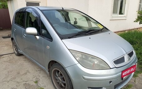 Mitsubishi Colt VI рестайлинг, 2003 год, 350 000 рублей, 2 фотография