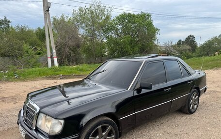 Mercedes-Benz W124, 1992 год, 329 000 рублей, 3 фотография