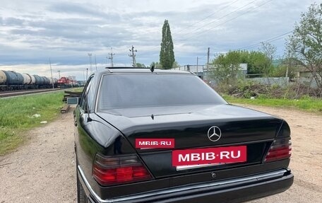 Mercedes-Benz W124, 1992 год, 329 000 рублей, 10 фотография