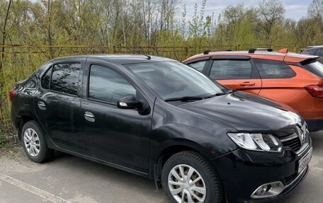 Renault Logan II, 2016 год, 650 000 рублей, 4 фотография
