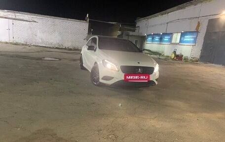 Mercedes-Benz A-Класс, 2014 год, 1 000 000 рублей, 3 фотография