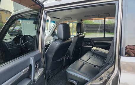 Mitsubishi Pajero IV, 2011 год, 1 800 000 рублей, 12 фотография