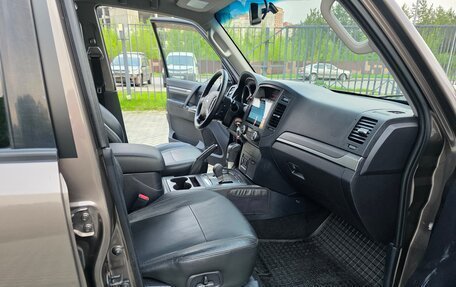 Mitsubishi Pajero IV, 2011 год, 1 800 000 рублей, 16 фотография