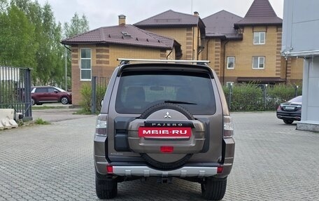 Mitsubishi Pajero IV, 2011 год, 1 800 000 рублей, 6 фотография