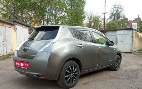 Nissan Leaf I, 2014 год, 880 000 рублей, 4 фотография